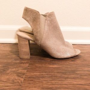 Tan/Brown peep toe heels